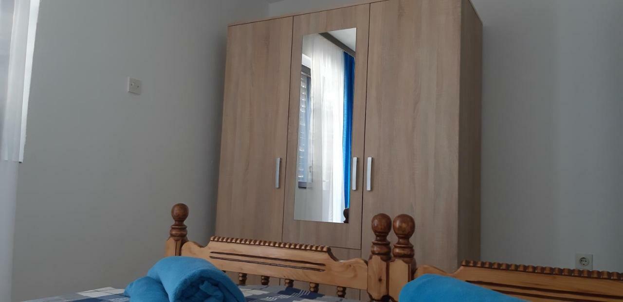 Apartments Max Vir Eksteriør billede