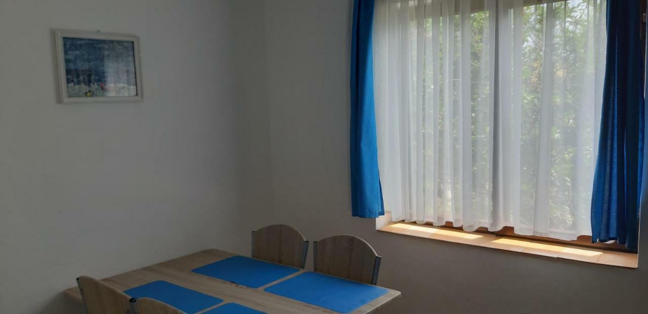 Apartments Max Vir Eksteriør billede